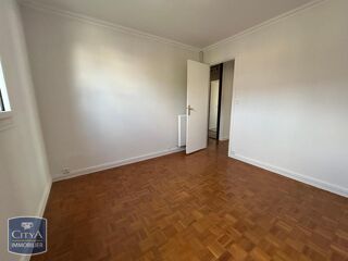  Appartement  vendre 4 pices 80 m