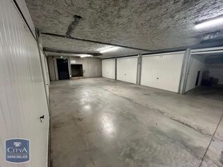  Parking / Garage � vendre 