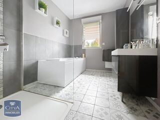  Maison � vendre 5 pi�ces 135 m�