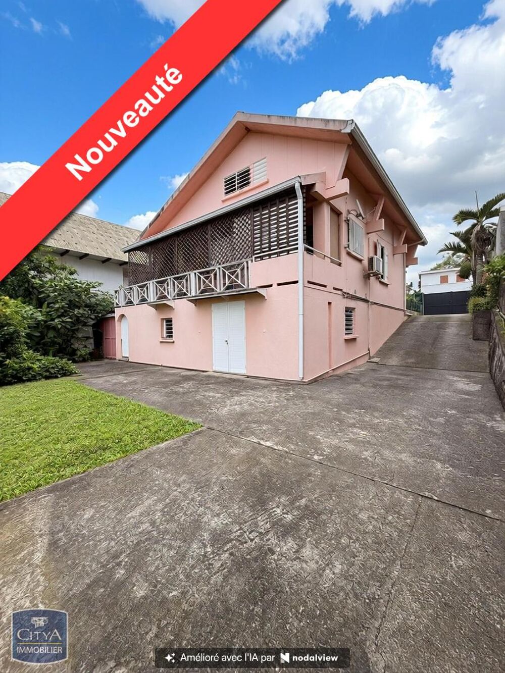 **À vendre : Maison T6 spacieuse de 173 m² à Saint-Paul ....