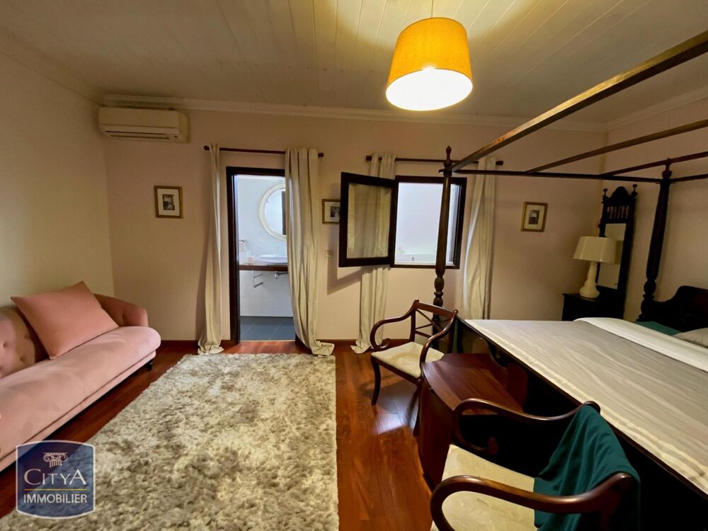 vente Maison - 4 pièce(s) - 195 m² Saint-Denis (97400)