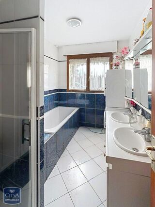  Maison  vendre 6 pices 156 m