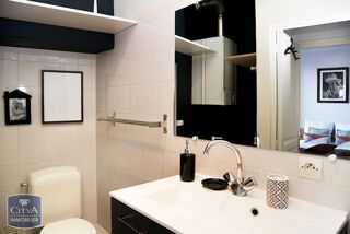  Immeuble � vendre 900 m�