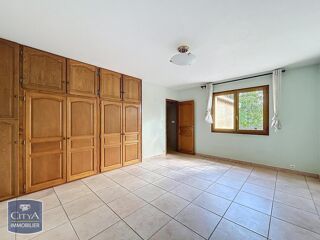  Maison  vendre 5 pices 151 m