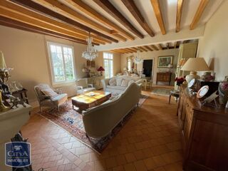  Maison  vendre 9 pices 270 m