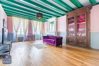  Maison � vendre 9 pi�ces 340 m�