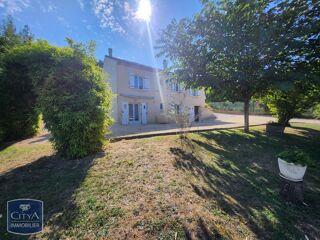  Maison  vendre 8 pices 165 m