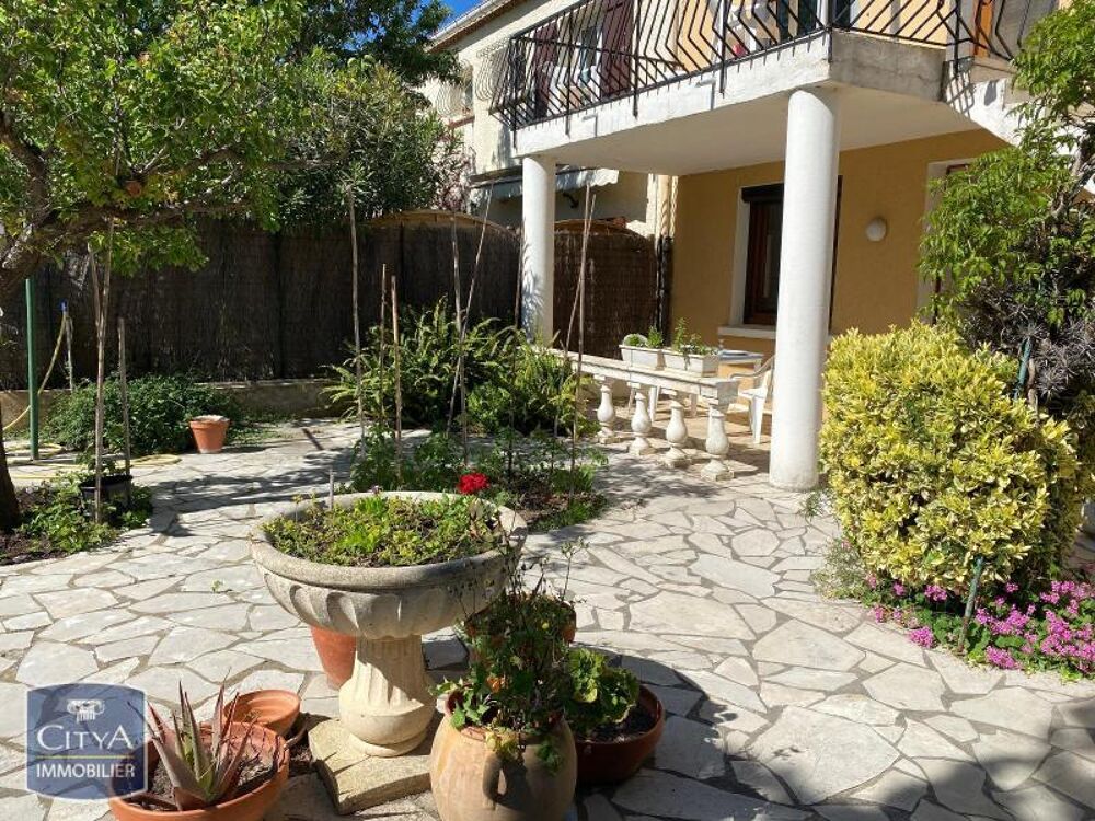 A VENDRE - VILLA ( T6 ) - LE BRUSC - A VENDRE - LE BRUSC....