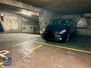  Parking / Garage � vendre 