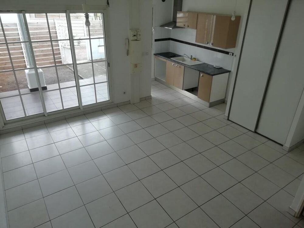 À vendre : Maisonnette T3 duplex (62 m²) à la Ligne des ....