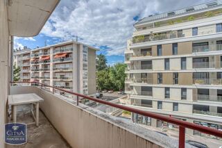  Appartement � vendre 4 pi�ces 146 m�