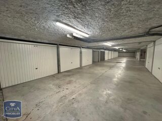  Parking / Garage � vendre 