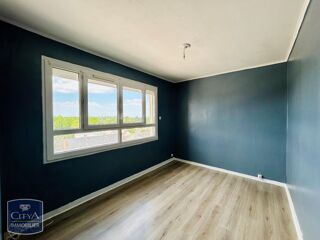  Appartement  vendre 4 pices 74 m