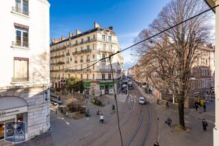  Appartement � vendre 7 pi�ces 182 m�