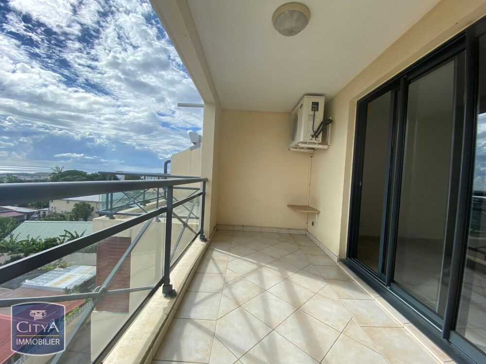 vente Appartement - 2 pièce(s) - 59 m² Sainte-Clotilde (97490)