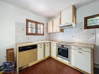  Maison  vendre 5 pices 210 m