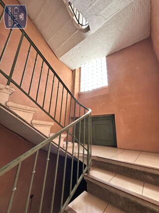  Immeuble � vendre 290 m�