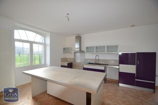  Maison � vendre 7 pi�ces 271 m�