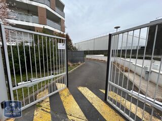  Parking / Garage � vendre 