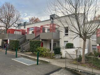  Appartement � vendre 4 pi�ces 81 m�