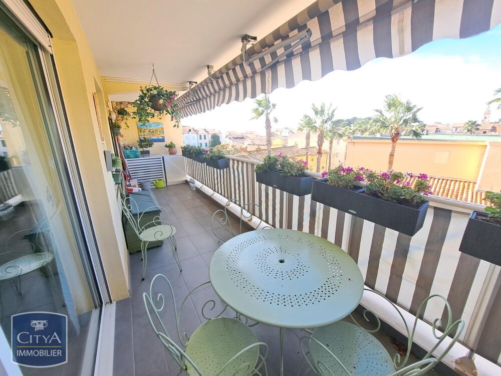 vente Appartement - 4 pièce(s) - 144 m² Sanary-sur-Mer (83110)