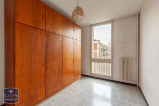  Appartement � vendre 3 pi�ces 65 m�