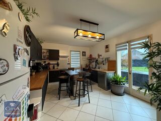  Maison  vendre 6 pices 