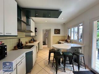  Maison  vendre 9 pices 249 m