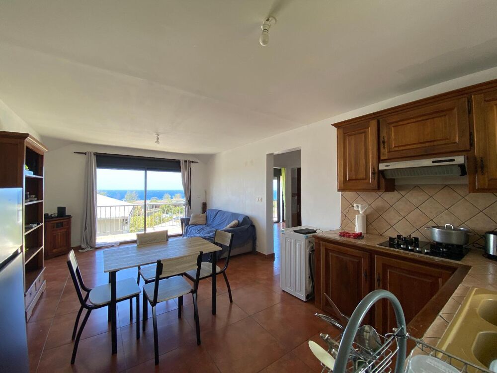À vendre à Manapany les bains : Appartement T3 lumineux ....