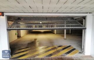  Parking / Garage � vendre 