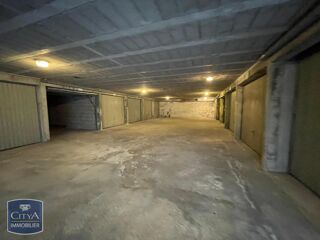  Parking / Garage  vendre 13 m