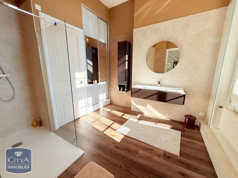  vendre  Proprit/chteau Loudun (86200)