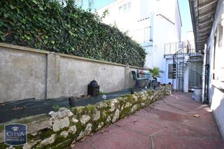  Immeuble � vendre 125 m�