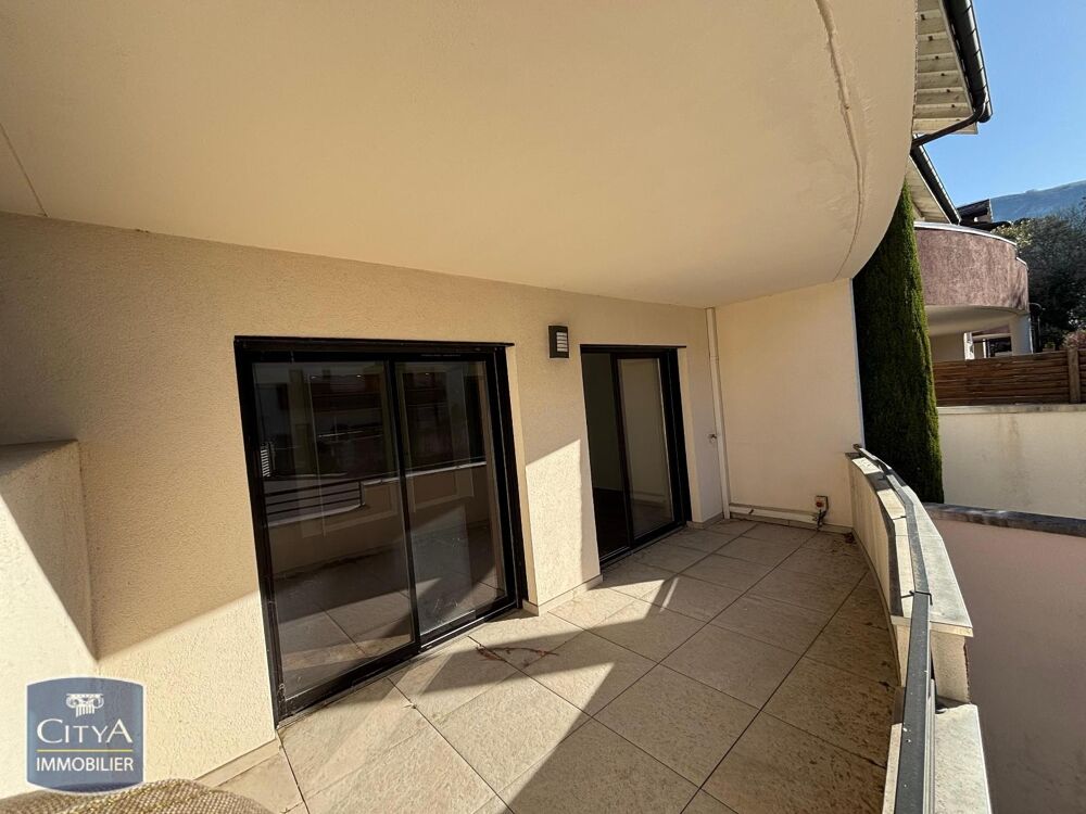 � vendre  Appartement Archamps (74160)