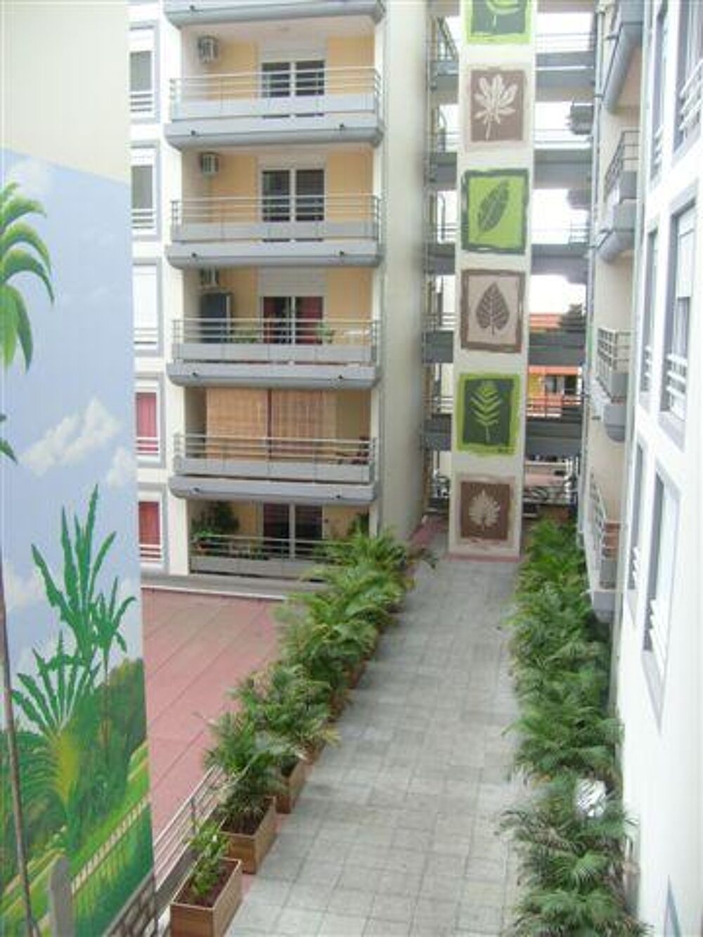 VENTE d'un studio idéalement situé en plein centre-ville....