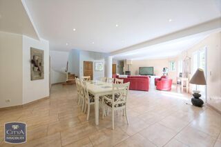  Maison � vendre 8 pi�ces 270 m�