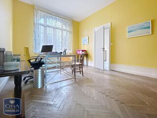  Maison  vendre 6 pices 164 m