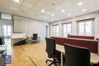  Appartement � vendre 7 pi�ces 182 m�