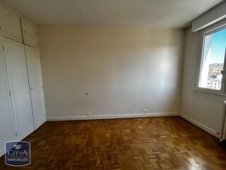  Appartement � vendre 4 pi�ces 82 m�