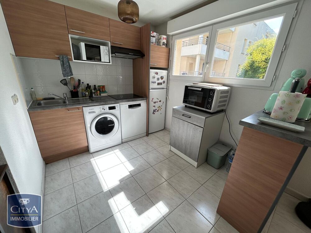 vente Appartement - 15 + pièce(s) - 65 m² Saint-Michel (16470)