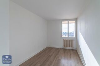  Appartement  vendre 4 pices 66 m