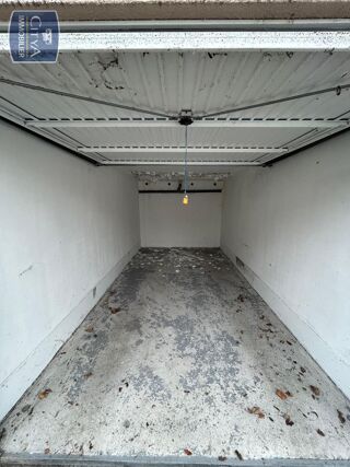  Parking / Garage � vendre 13 m�