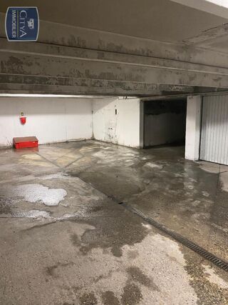  Parking / Garage � vendre 15 m�