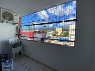 vente Appartement - 1 pièce(s) - 26 m² Sainte-Clotilde (97490)