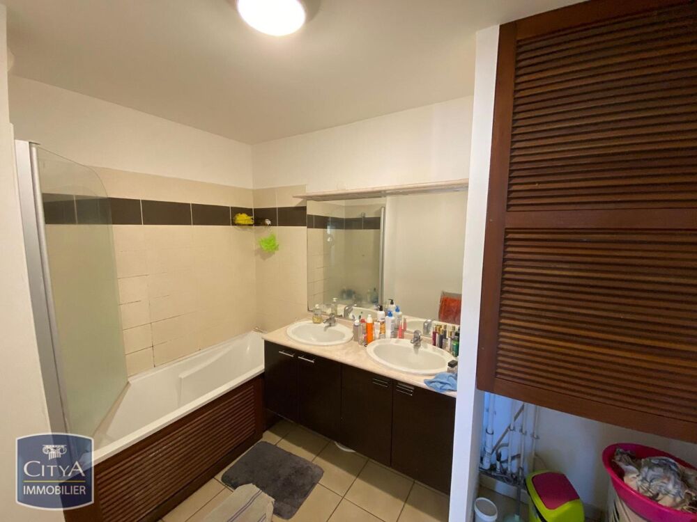 vente Appartement - 3 pièce(s) - 65 m² Sainte-Clotilde (97490)