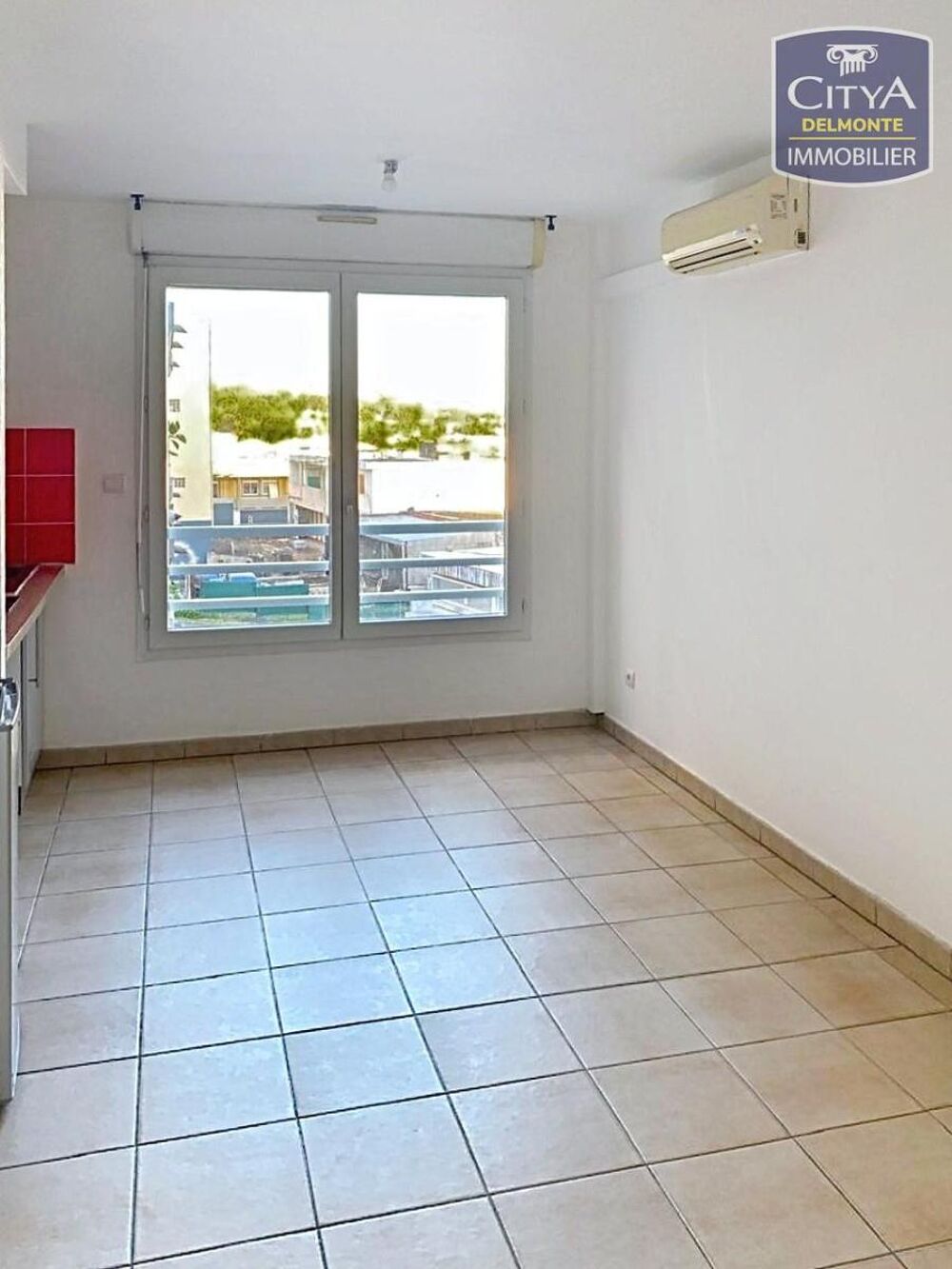VENTE d'un studio idéalement situé en plein centre-ville....