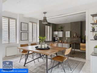  Maison  vendre 7 pices 265 m