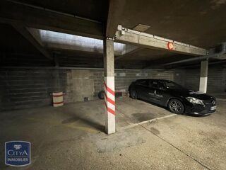  Parking / Garage � vendre 