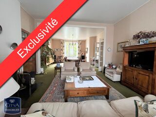  Maison  vendre 10 pices 265 m