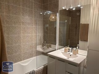  Appartement  vendre 2 pices 45 m